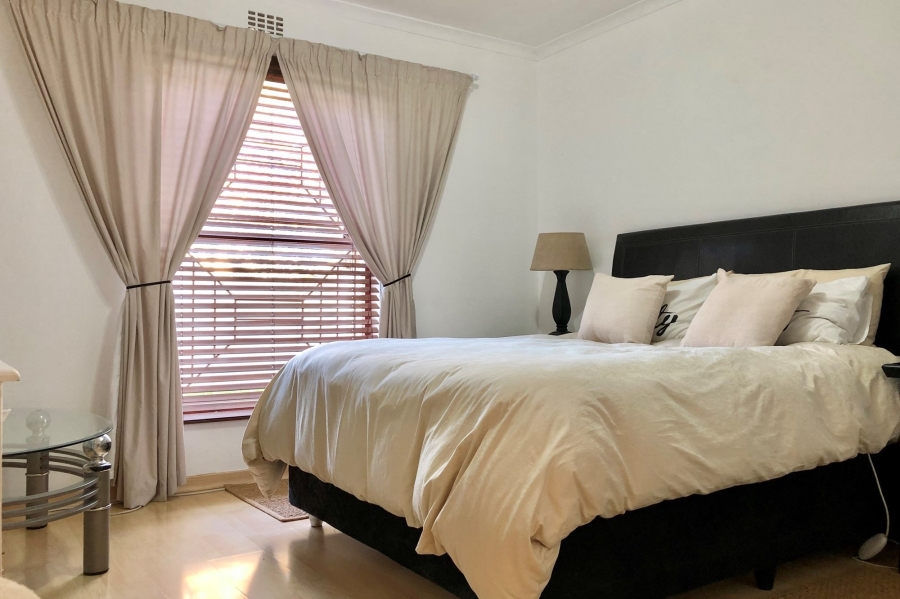 To Let 2 Bedroom Property for Rent in Sunningdale Western Cape